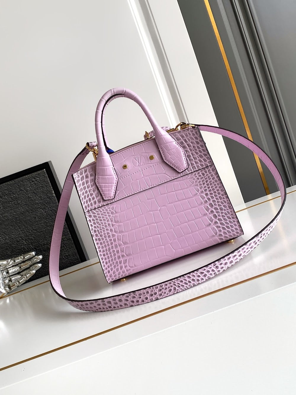 Dragons Bags ln Luxury Bag --96210