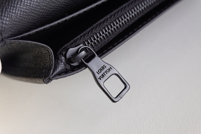 Dragons Bags ln Luxury Bag --67910