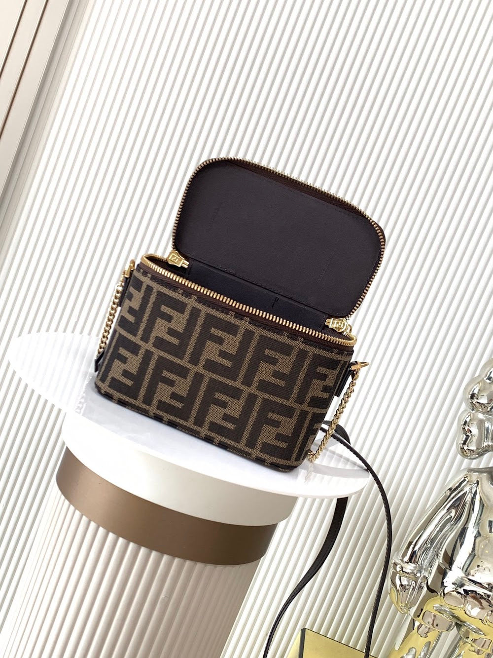 new-luxury-designer-bags-nm15000