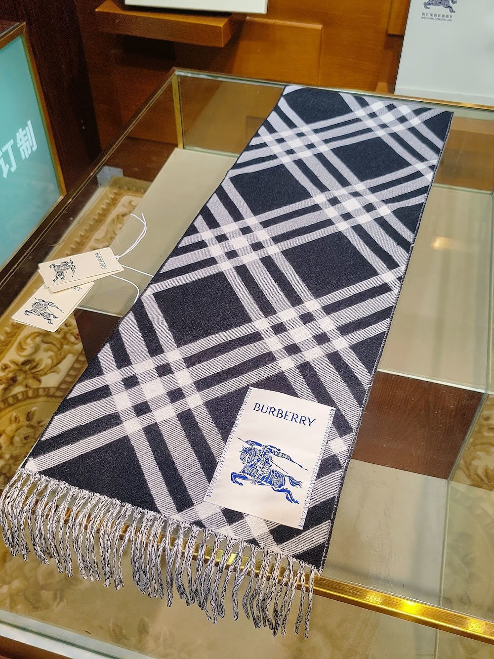 Dragons Bags Premium Designer Scarf --99172