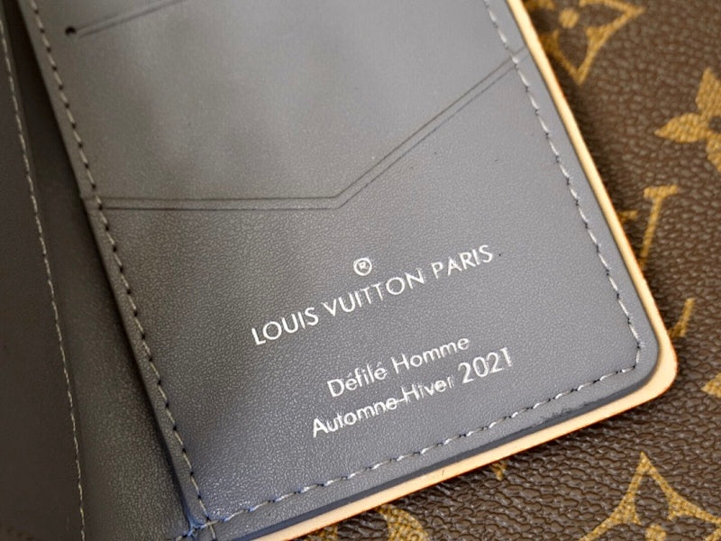 Dragons Bags ln Luxury Bag --66615
