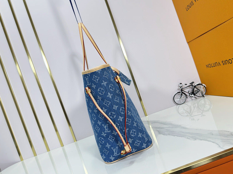 Dragons Bags ln Luxury Bag --81710