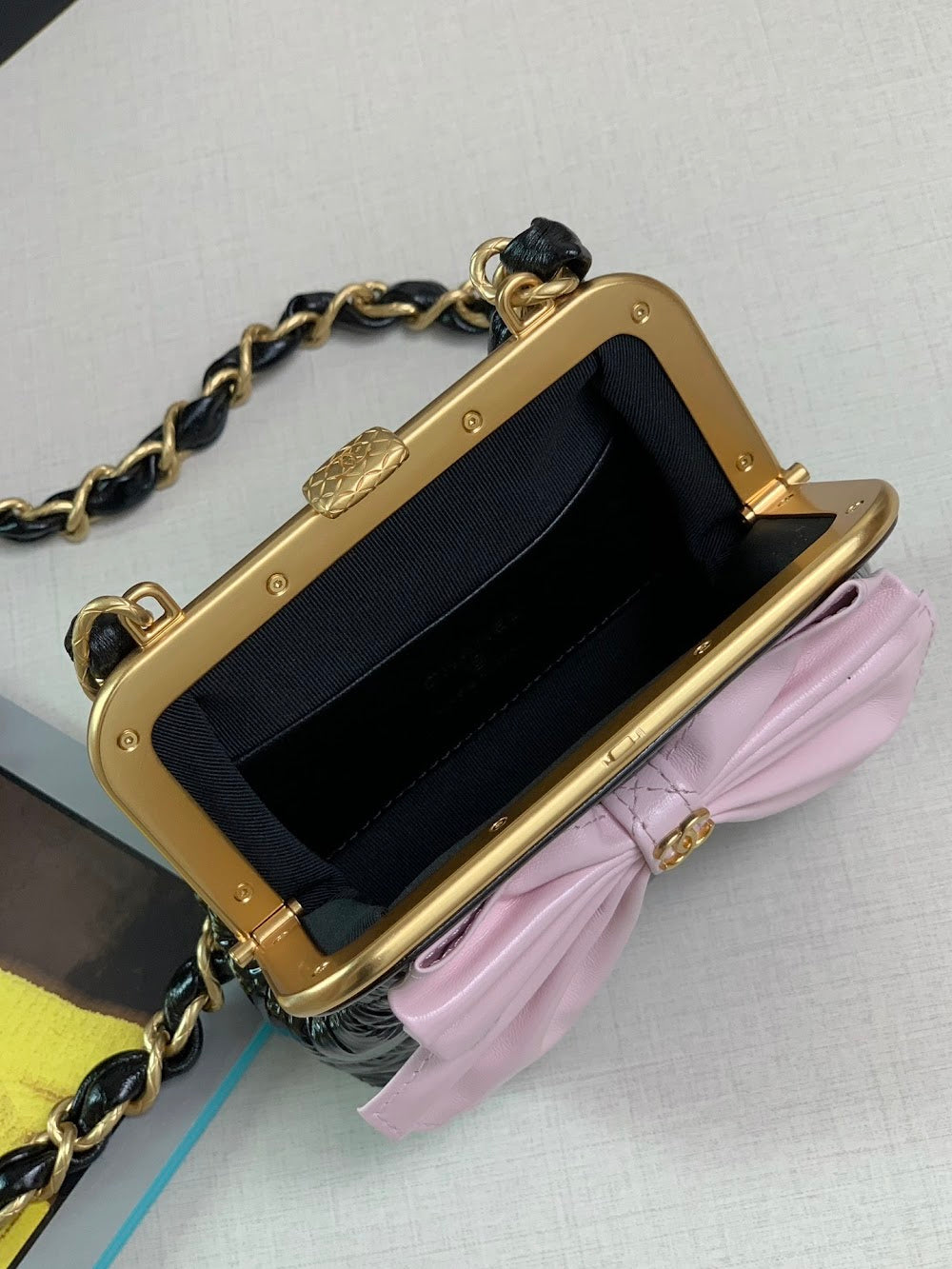 new-luxury-designer-bags-nm9382