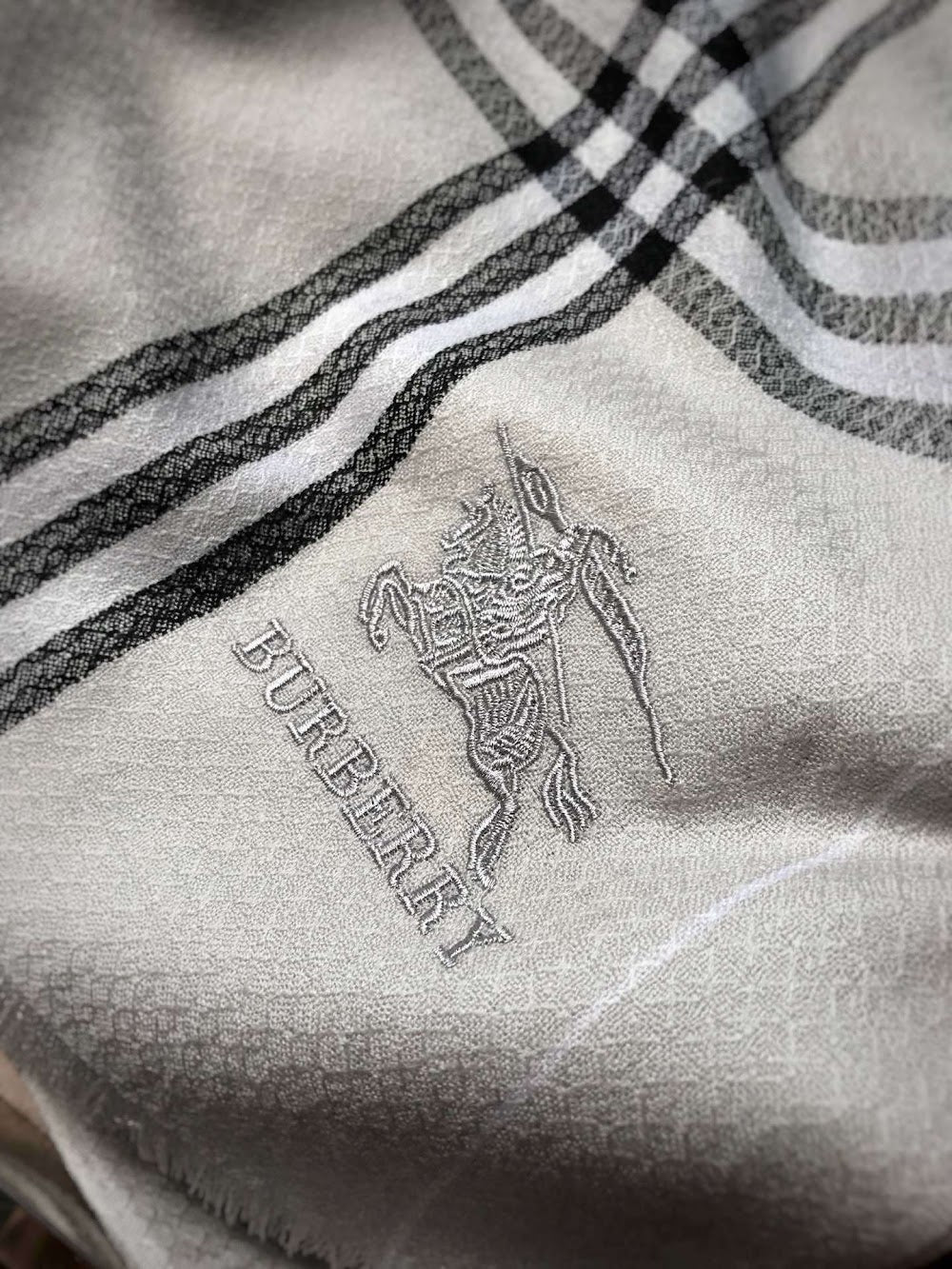 Dragons Bags Premium Designer Scarf --98802