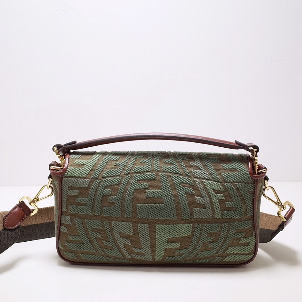 new-luxury-designer-bags-nm15286