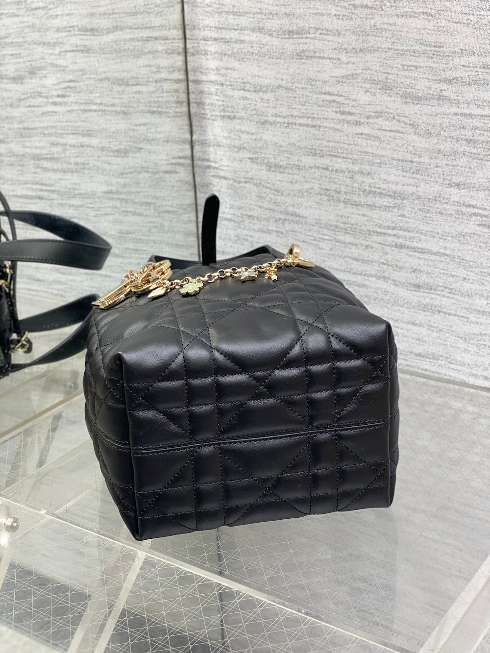 new-designer-premium-bags-nm16761