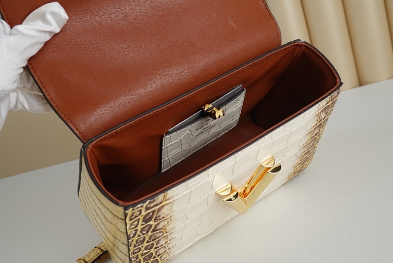 Dragons Bags ln Luxury Bag --61251