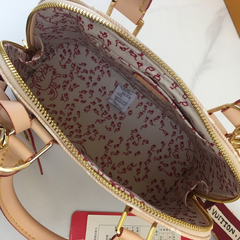 Dragons Bags ln Luxury Bag --77479