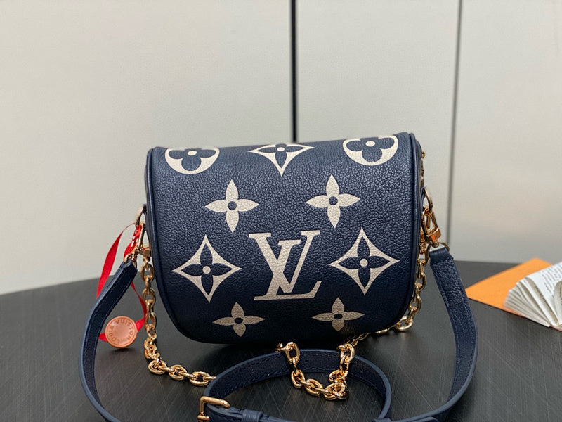 Dragons Bags ln Luxury Bag --81447