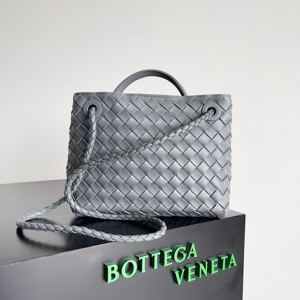new-luxury-designer-bags-nm10687