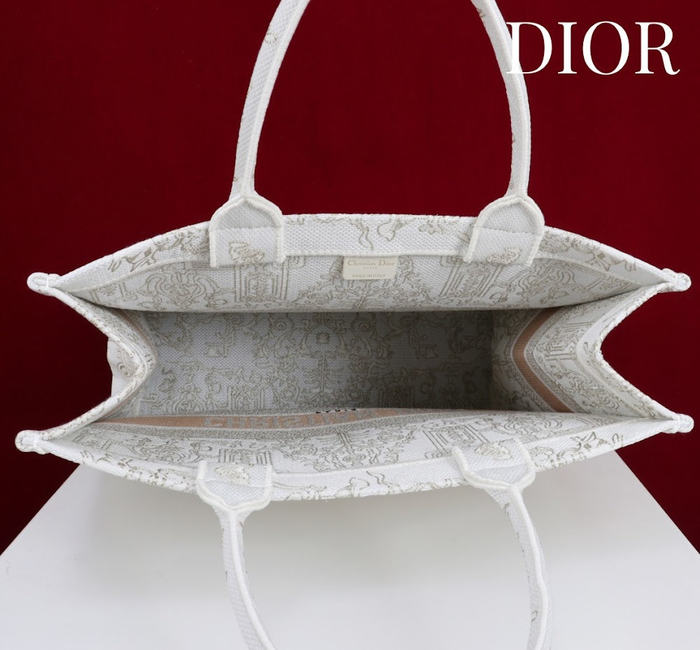 Dragons BagsDiorn Luxury Bag --114901