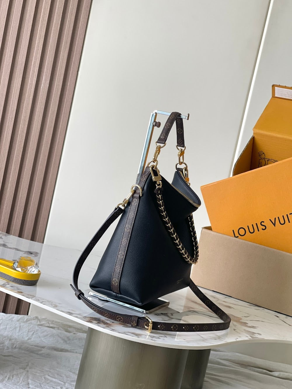 Dragons Bags ln Luxury Bag --95701