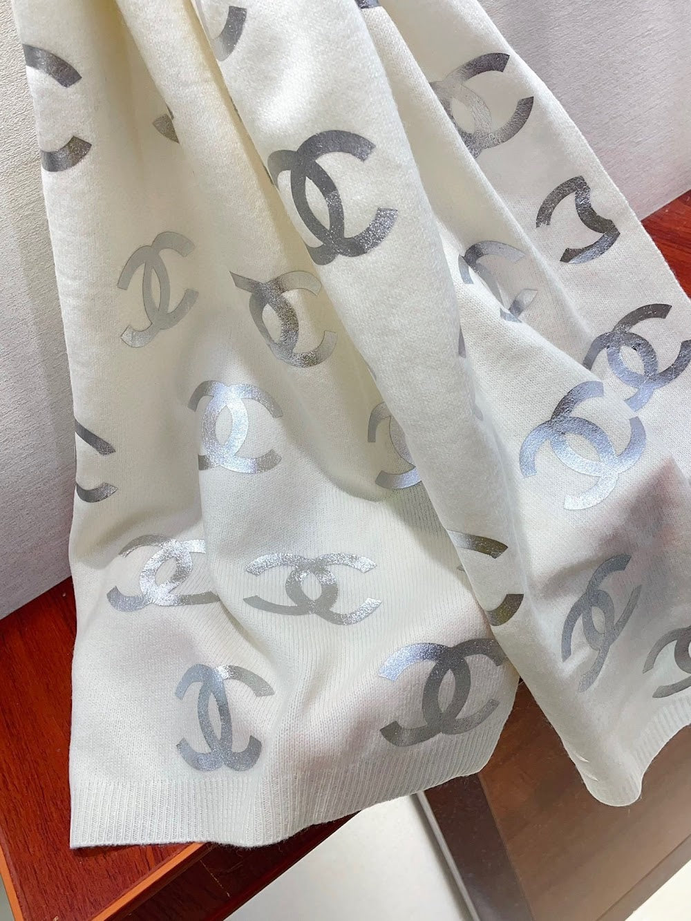 Dragons Bags Premium Designer Scarf --98874