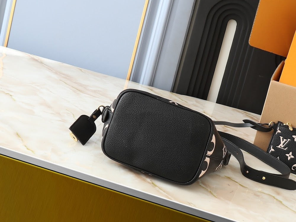 Dragons Bags ln Luxury Bag --76642