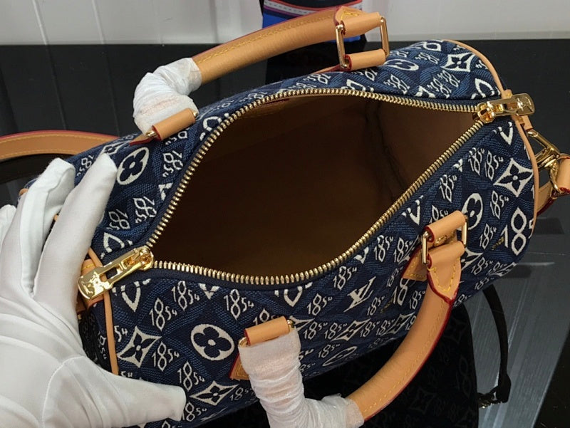 Dragons Bags ln Luxury Bag --59467