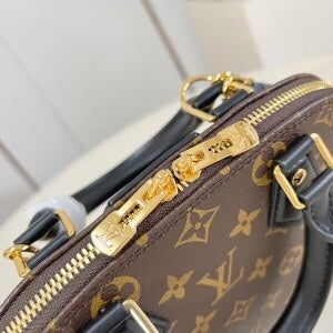 Dragons Bags ln Luxury Bag --95805