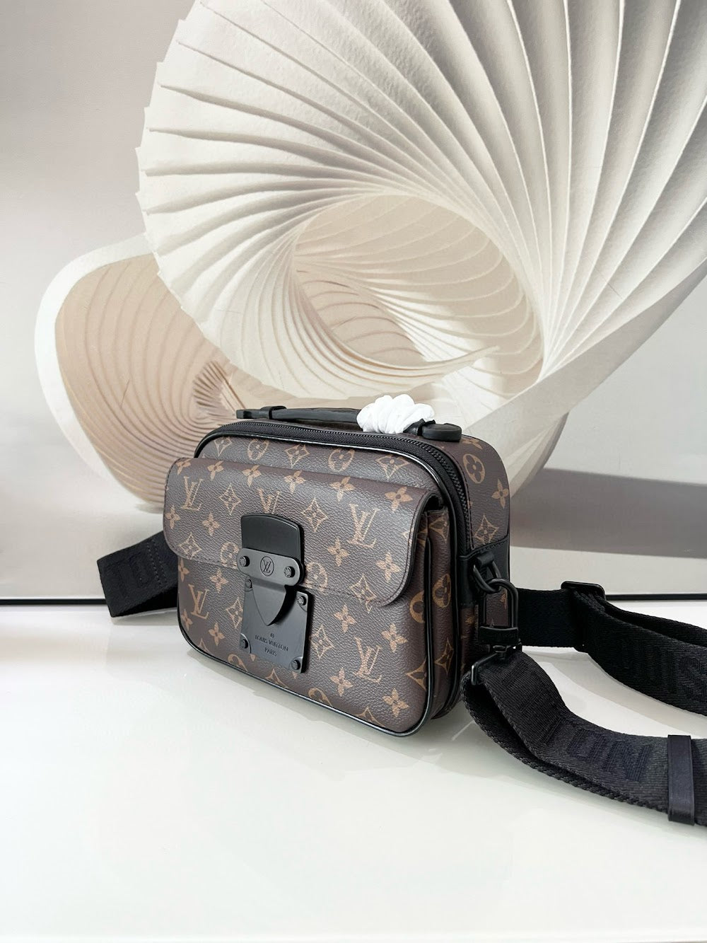 Dragons Bags ln Luxury Bag --70840