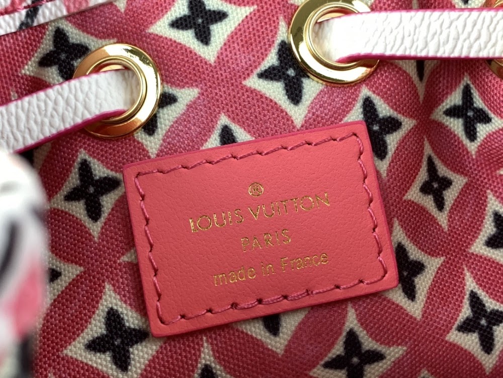 Dragons Bags ln Luxury Bag --61776