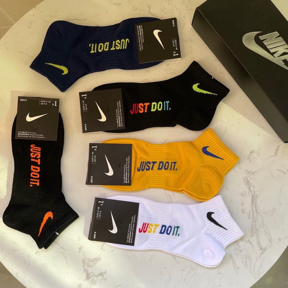 Dragons Bags Premium Luxury Socks --98398