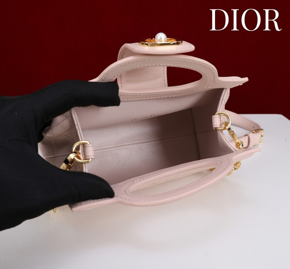 Dragons BagsDiorn Luxury Bag --114559