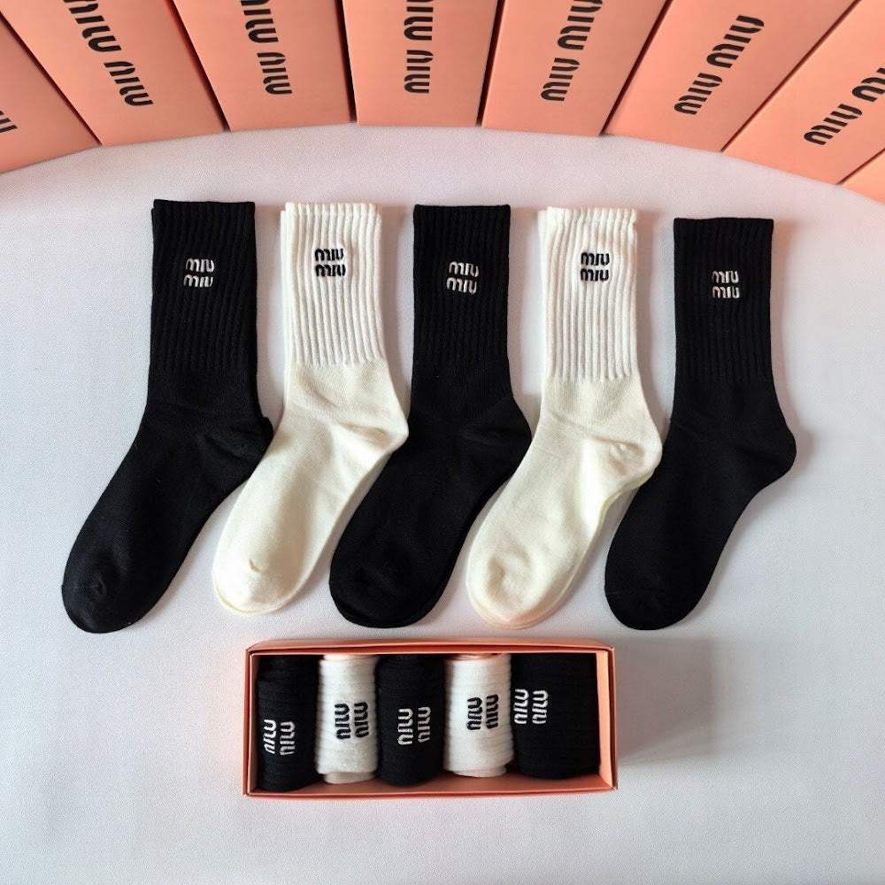 Dragons Bags Premium Luxury Socks --97938