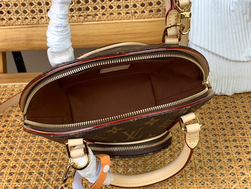 Dragons Bags ln Luxury Bag --56060