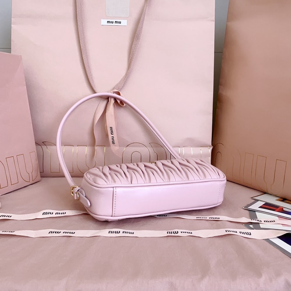 Dragons Bags Miun Miun Luxury Bag --122710
