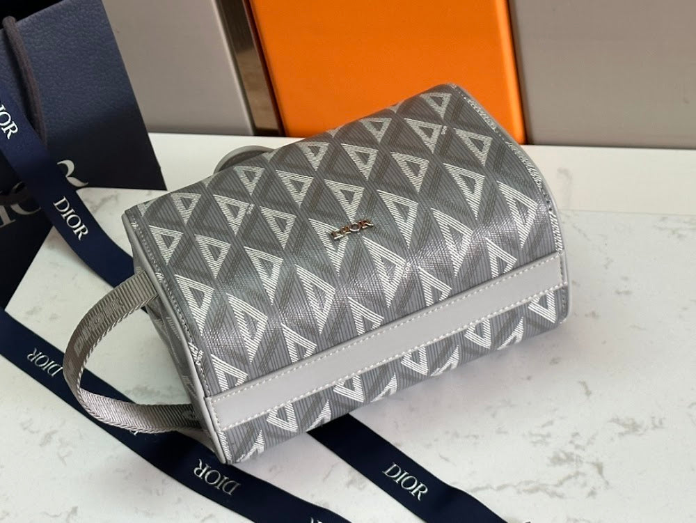 new-designer-premium-bags-nm16755