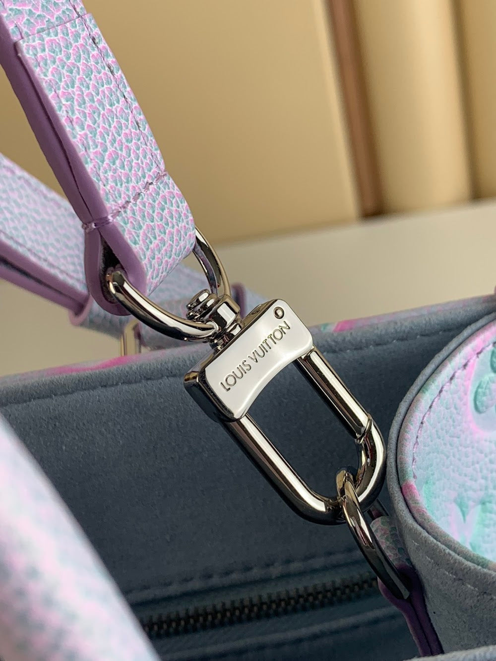 Dragons Bags ln Luxury Bag --67688