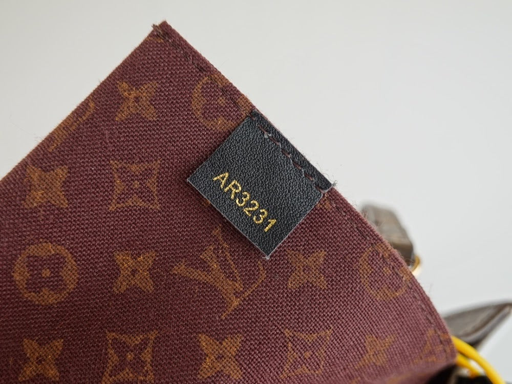 Dragons Bags ln Luxury Bag --60491