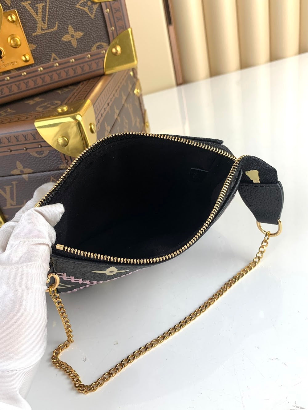 Dragons Bags ln Luxury Bag --67311