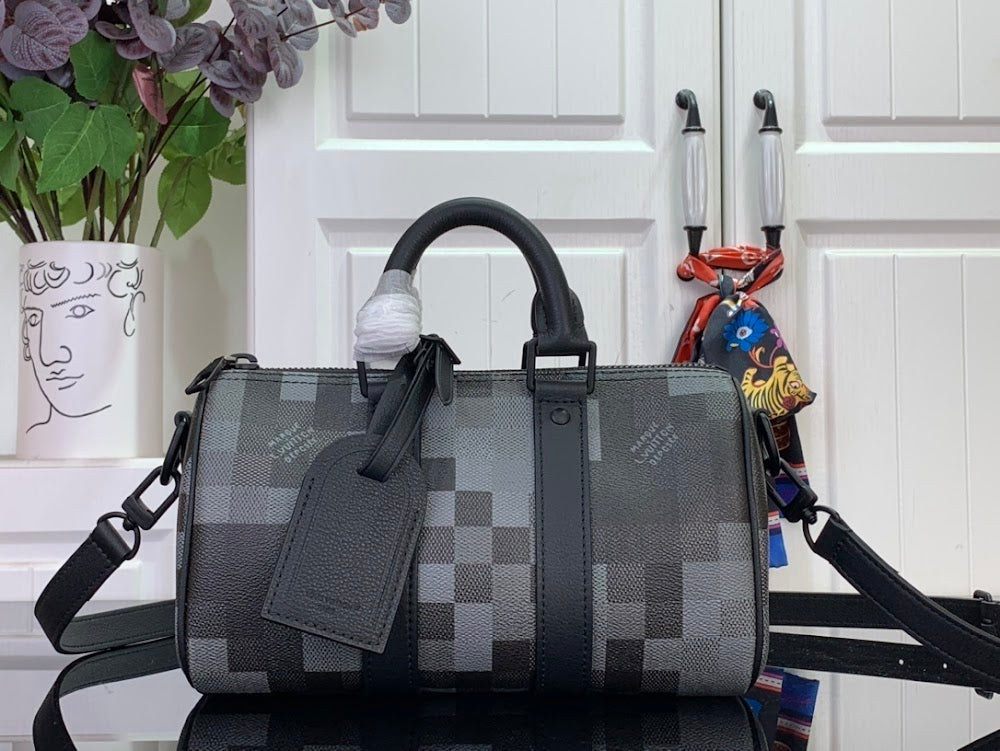 Dragons Bags ln Luxury Bag --97133
