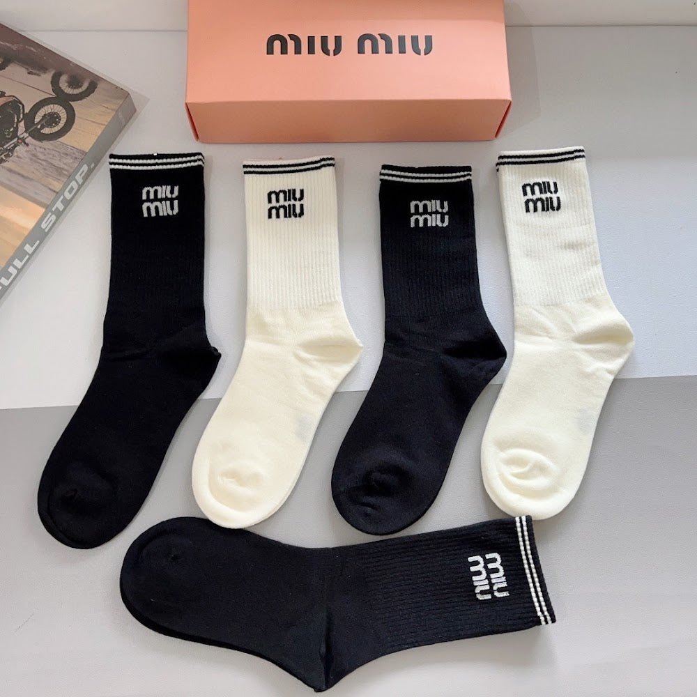 Dragons Bags Premium Luxury Socks --97845
