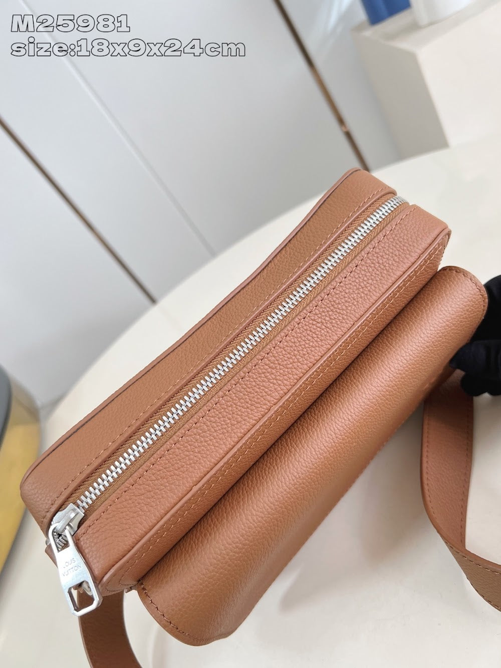 Dragons Bags ln Luxury Bag --97570