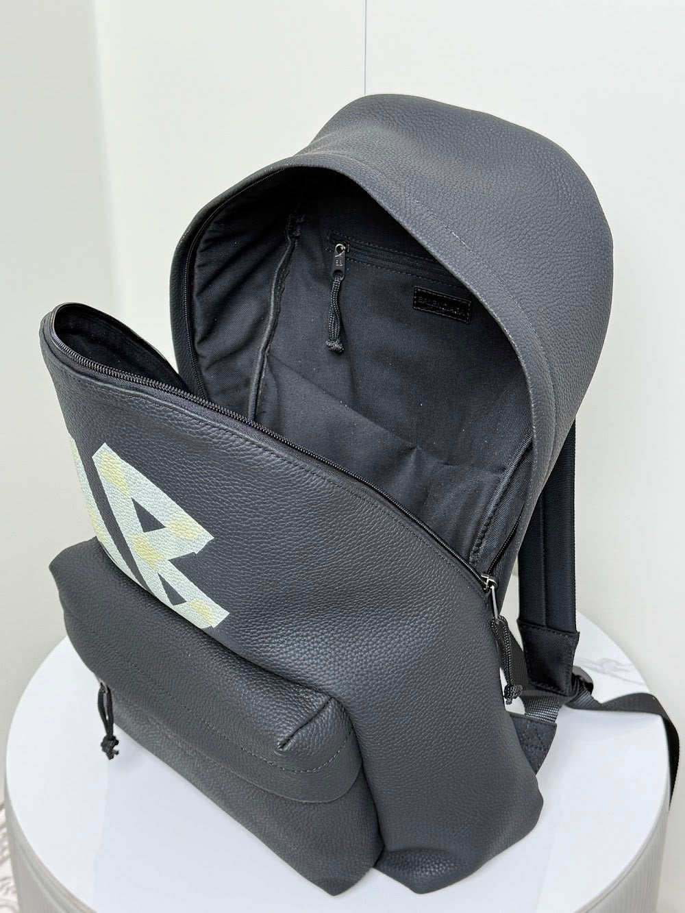 Dragons Bags Balenciaga Luxury Bag --111329