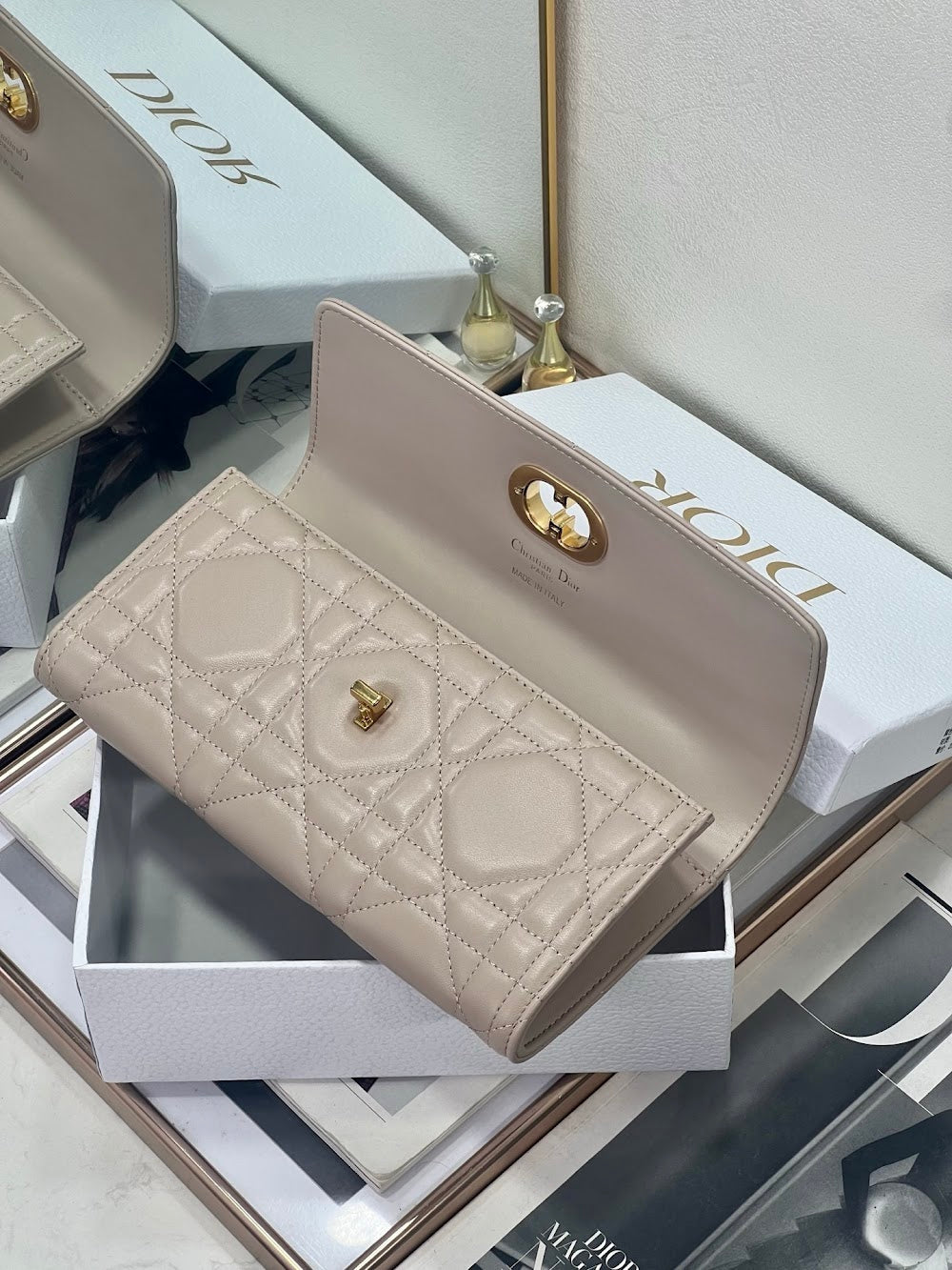 Dragons BagsDiorn Luxury Bag --115600