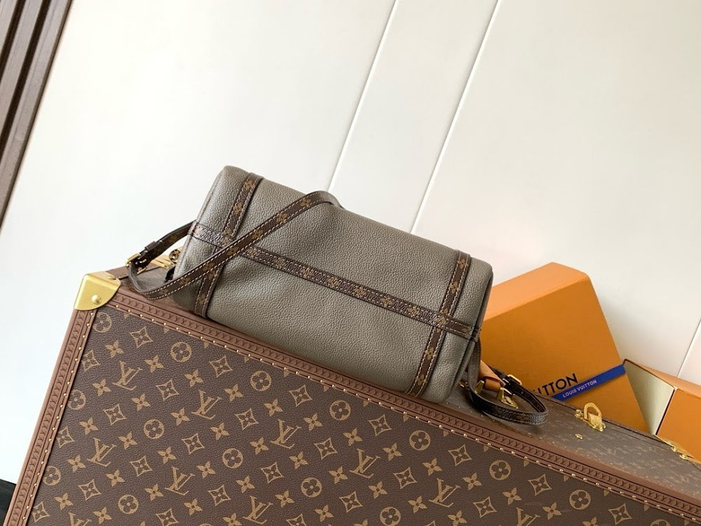 Dragons Bags ln Luxury Bag --81774