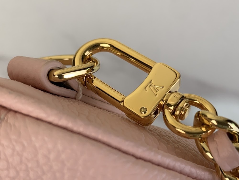 Dragons Bags ln Luxury Bag --62596