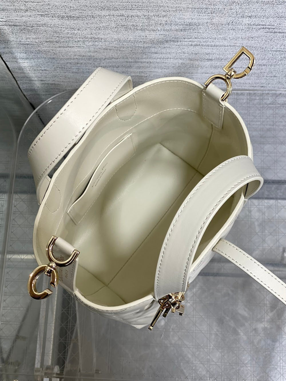 Dragons BagsDiorn Luxury Bag --115660