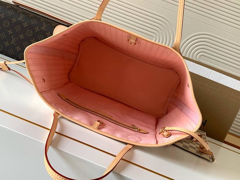 Dragons Bags ln Luxury Bag --81760