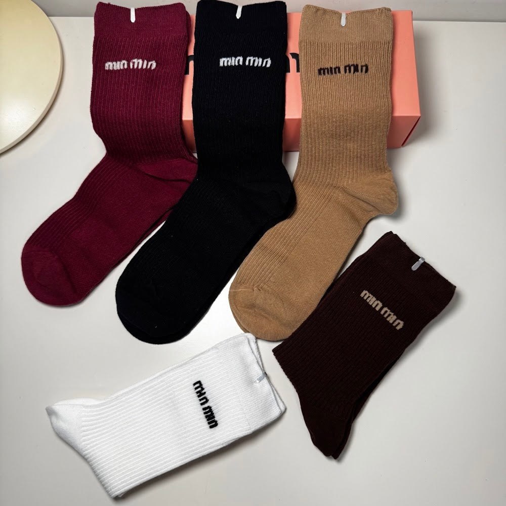 Dragons Bags Premium Luxury Socks --98418