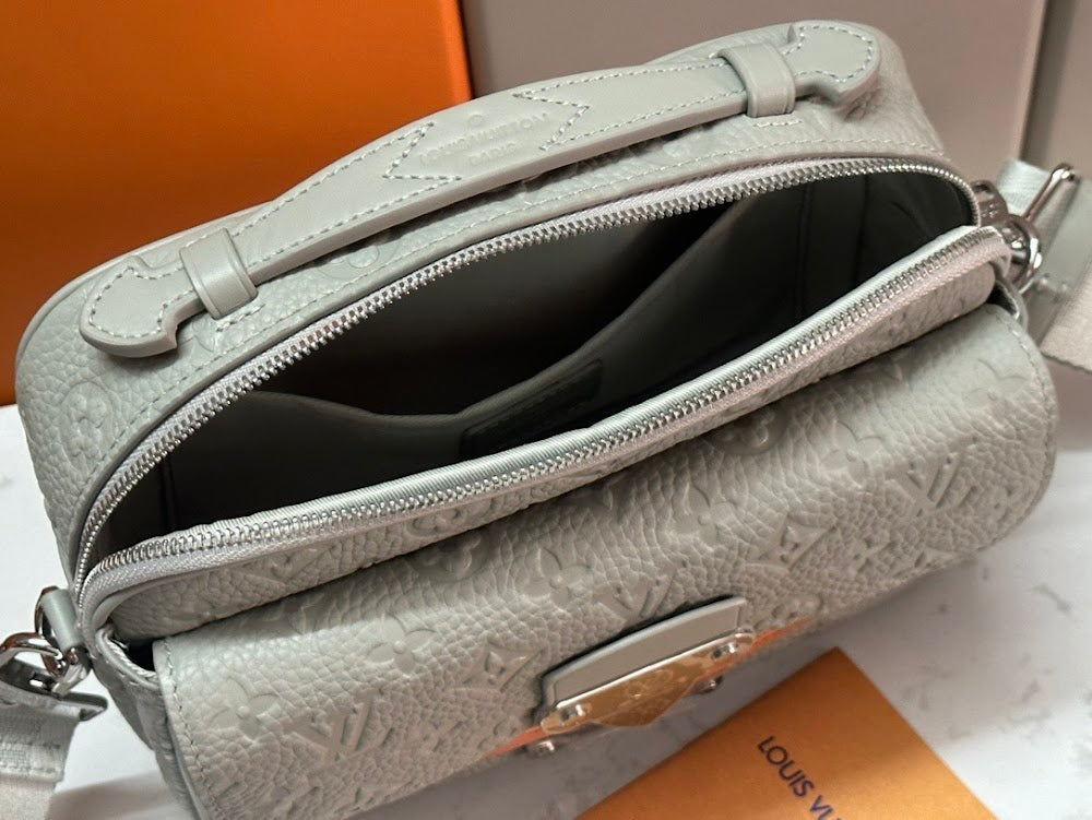 Dragons Bags ln Luxury Bag --71666