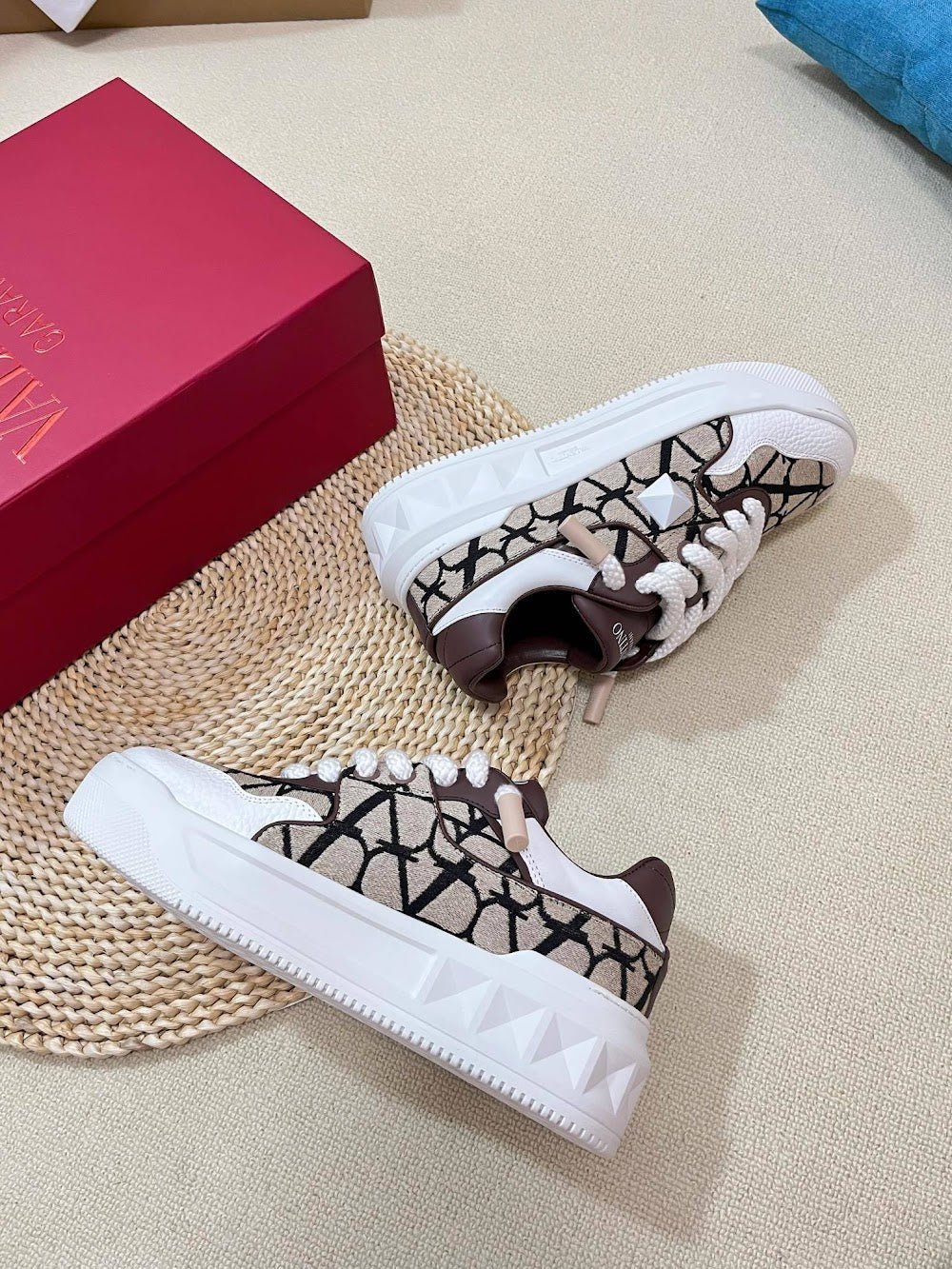 Dragons Bags Valentino Luxury Shoes --52576