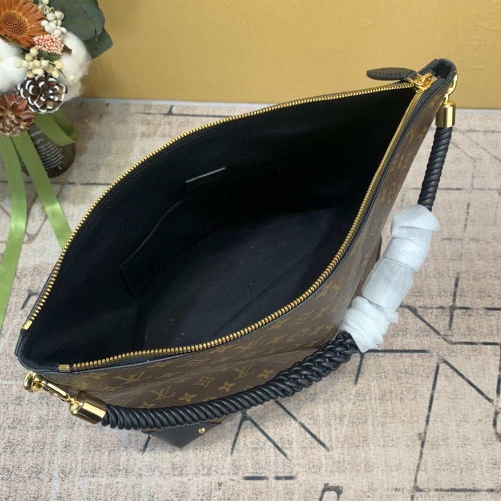Dragons Bags ln Luxury Bag --59198