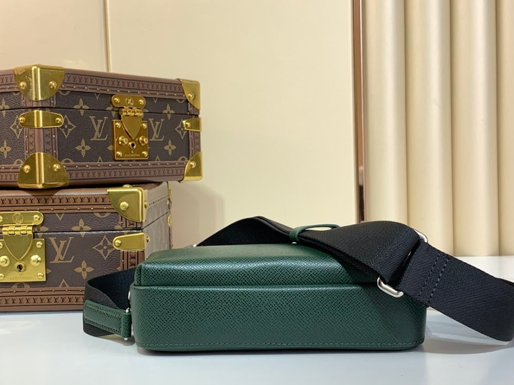 Dragons Bags ln Luxury Bag --62490