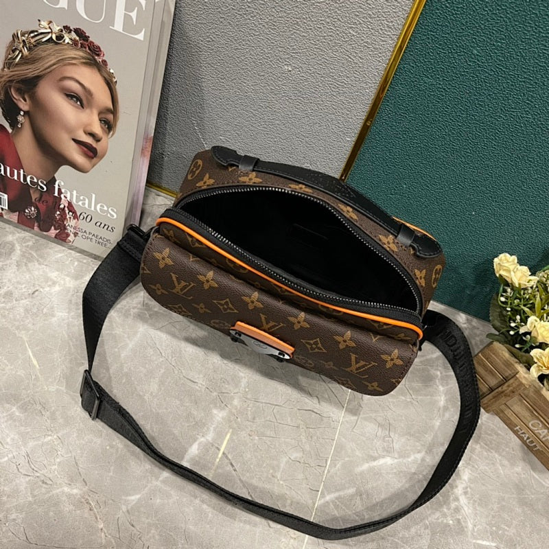 Dragons Bags ln Luxury Bag --70101