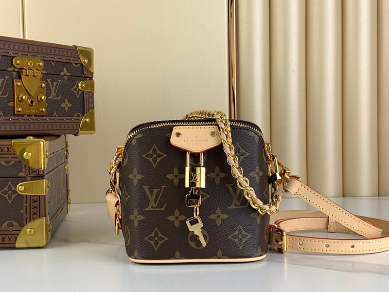 Dragons Bags ln Luxury Bag --68805