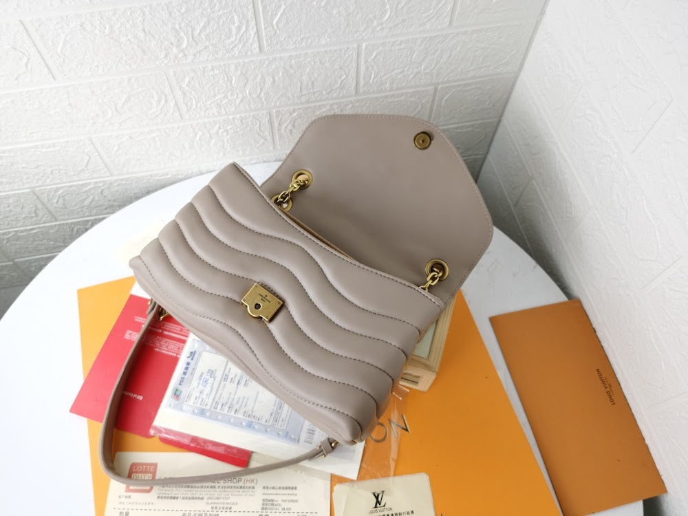 Dragons Bags ln Luxury Bag --78466