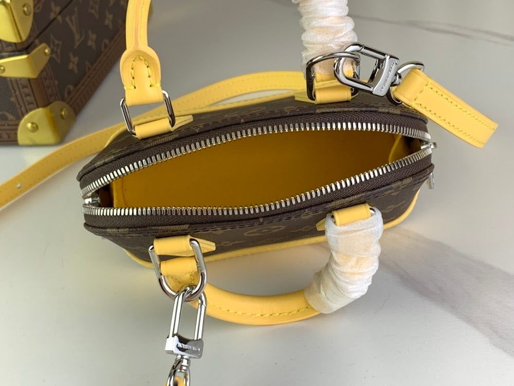 Dragons Bags ln Luxury Bag --68977