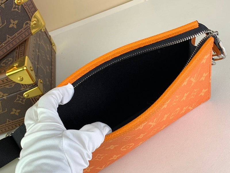 Dragons Bags ln Luxury Bag --56953